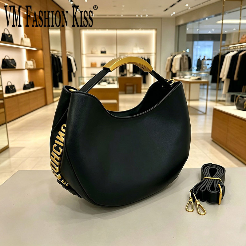 Luxury Bags Vendor - Demi-cercle Women Golden Letter Tote Drawstring